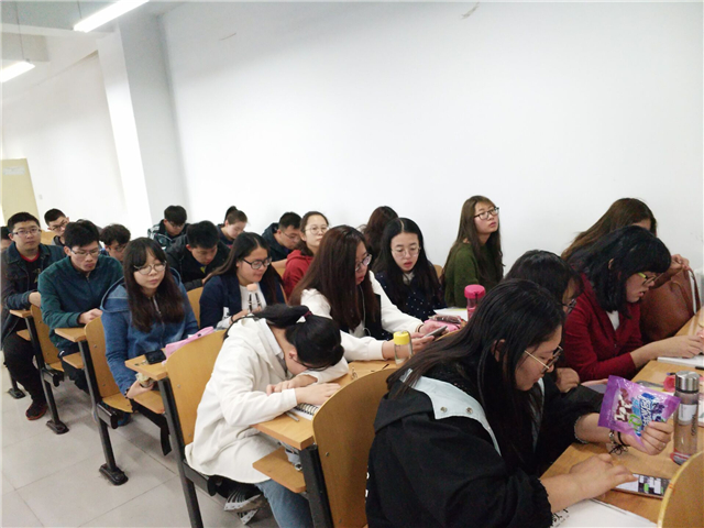 【完满班级】青春如火 恣意酣畅——淬炼商学院“体”味青春主题活动（十三）