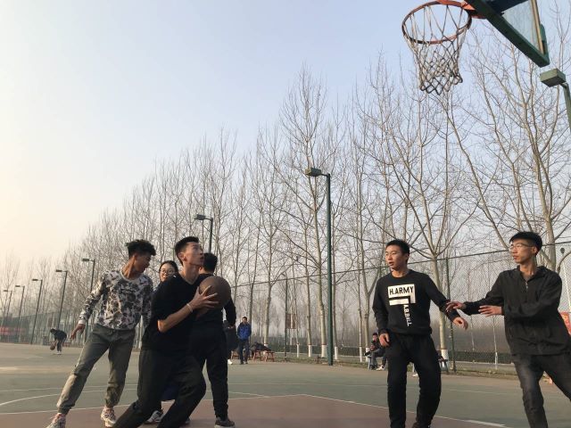 【完满班级】“球球俱进 分分必得”篮球活动——大数据学院、信息工程学院软件1901班