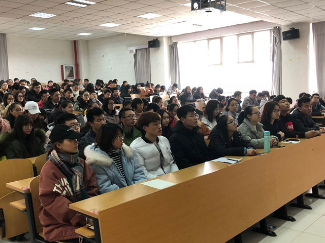 【辅导员说完满】勾勒美好未来 书写精彩人生——淬炼商学院“辅导员说完满”系列活动（三十）