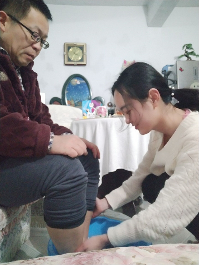 【完满班级】别样共战疫情 贡献一份自己的力量——软件1706班开展“众志成城 抗击疫情”活动