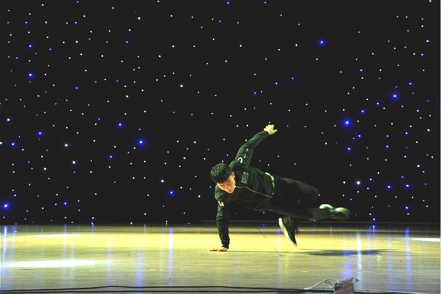 舞姿曼妙 惊艳了岁月 闪耀了流年——“DANCING OUT  舞动经夕”经济管理系举办第五届创意舞蹈大赛