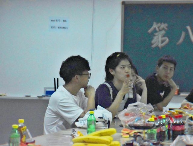 完满活动调研 学生能力提升——大数据学院、信息工程学院承办第八十四期主席沙龙