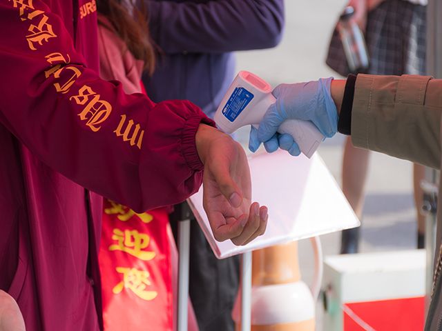 携一纸青春 赴一段韶华——艺术传媒学院迎新报道