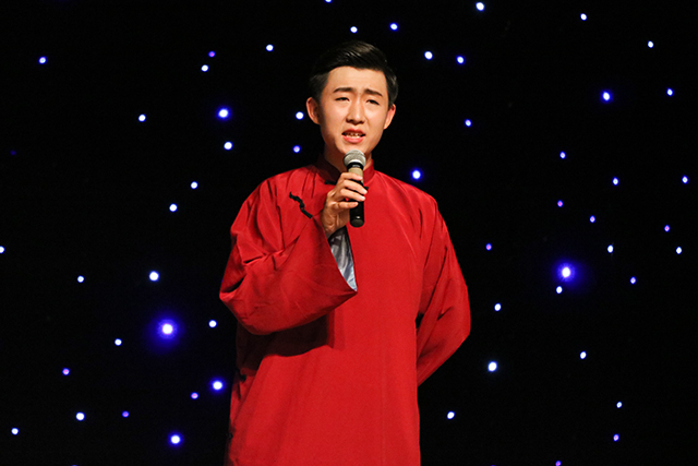让诚信在诗歌的晴空中定格——我院举办第四届“青年力量”诗歌朗诵大赛