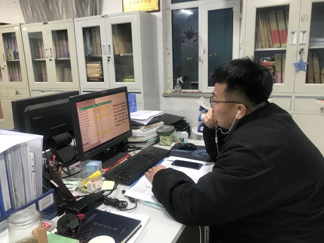 【辅导员说完满】正青春 敢拼勇闯展才华 向未来 全力奔赴追逐梦——商务英语学院2018级辅导员说完满