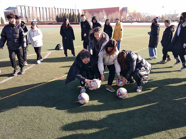 【完满班级】随机应变 活力无限——艺术传媒学院视觉1901班“九龙争珠”趣味赛