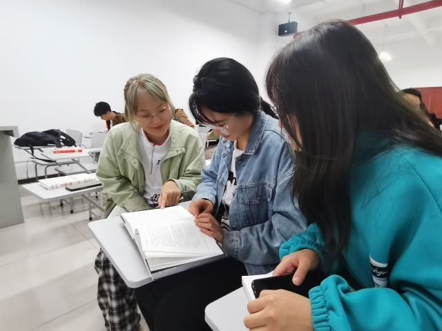 【完满班级】青春在歌唱 生命在欢腾——经济与管理学院十月完满班级纪实(七)