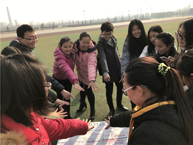 【社团快讯】 外语学习交流社举办“To Be Friends”交流活动