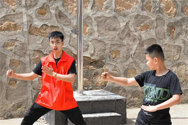【三下乡】特色课堂：太谷非遗“形意拳”走进石楼山区