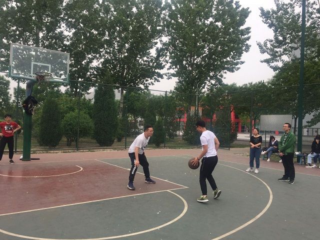 【完满班级】激情五月 阳光体育——食品与环境学院食品1802班举办完满班级活动