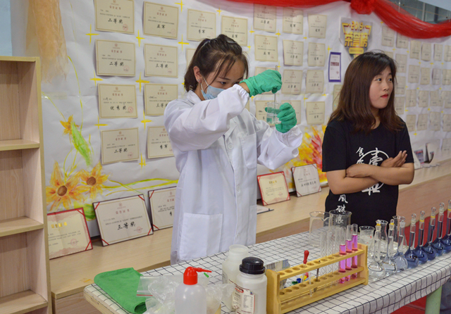 感受青春温度 凝聚班级力量——第八季“完满班级十佳团队”与“完满班级优秀建设单位”评选活动