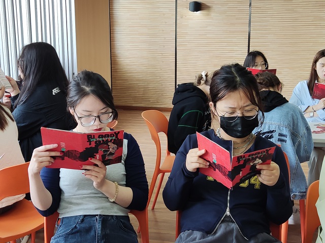 【完满团支部】牌忧解虑 乐在其中——淬炼·国际商学院会计2005完满团支部活动