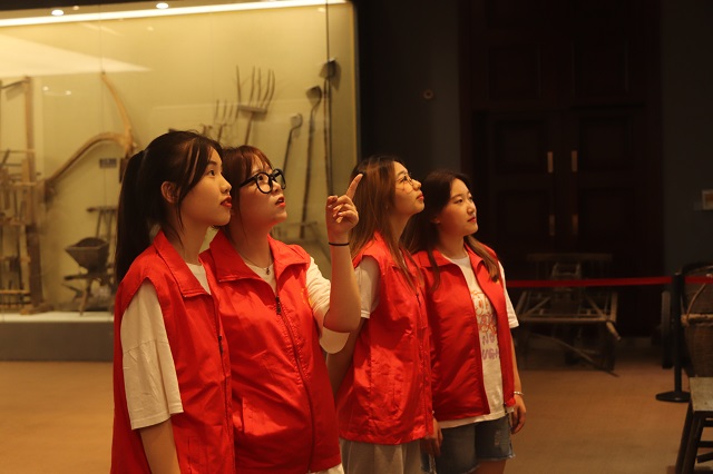 【三下乡】身体力行学党史 赓续共产党人的精神血脉——经济与管理学院“经”史思源党史学习实践团“三下乡”实践活动纪实四