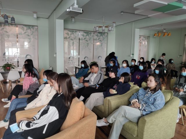 搏生命之极限 铸青春之辉煌——食品与环境学院“体育视野”嘉年华