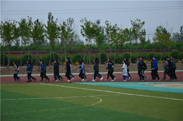 【完满班级】青春与孝道 百善孝为先——淬炼商学院五月完满班级主题活动(八)