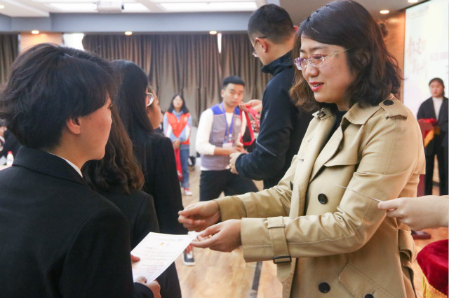 我校“青马工程”完满教育学生骨干培养计划第九期培训班开班典礼隆重举办