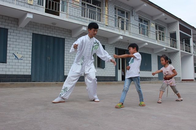【三下乡】诚天性之潜感  顾童心兮如疑――远景学院“三下乡”社会实践活动（四）