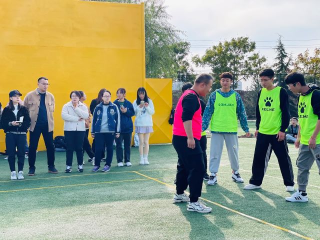 【1+1>2】增强团结协作 促进身心健康——在卡巴迪中感悟运动魅力