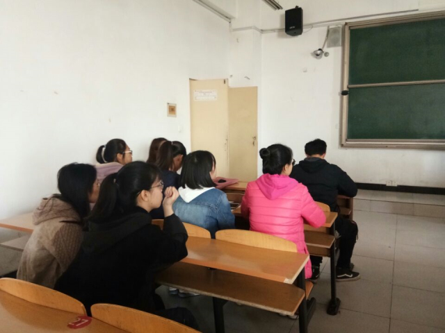 【完满班级】放飞梦想 青春海洋中恣意遨洋——经济与管理学院十一月完满班级活动纪实（六）