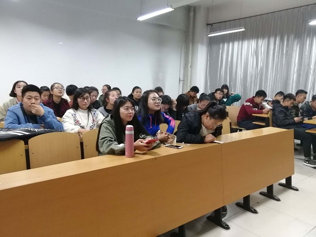 【完满班级】和你一起 关注公益——淬炼商学院举办“善”行青春主题活动（九）