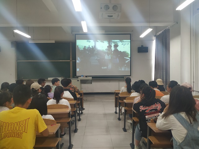 【完满班级】公益之路 爱心相连——食品与环境学院动医1803班完满班级活动