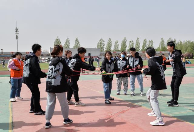 【学生干部技能大赛】青春无畏映芳华 满载希望今启航——首届学生干部技能大赛之“青春向前冲”素质拓展大赛