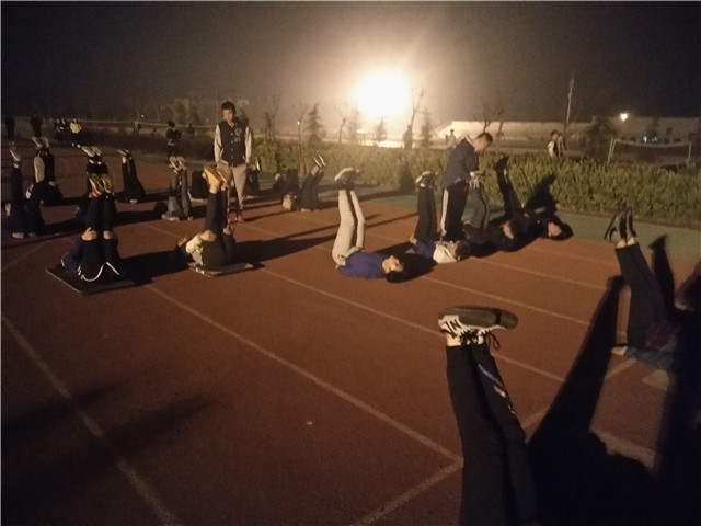 【运动会】第十届春季运动会机电工程系风采卓然“敢说,敢做,敢拼搏”