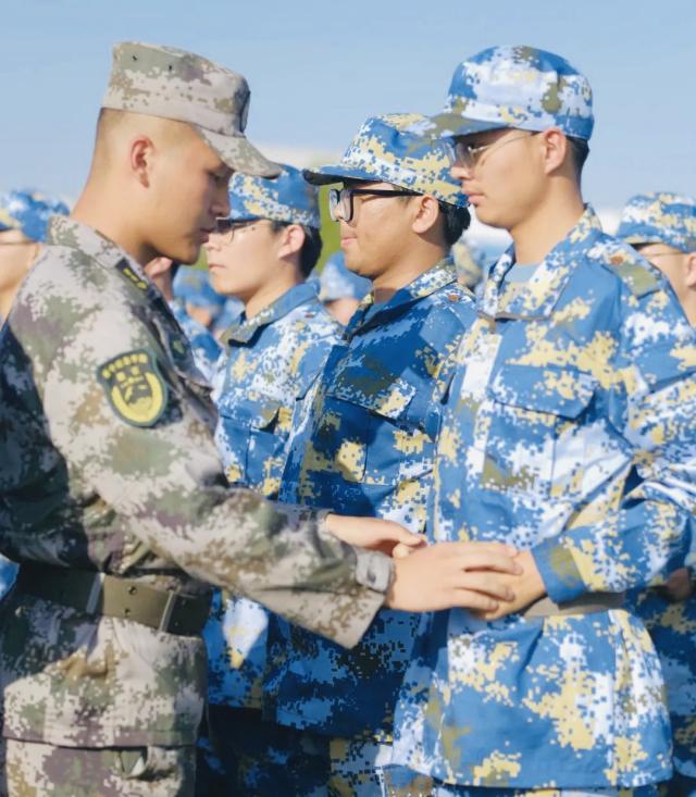 军歌嘹亮忆往昔 奋楫扬帆新征程——经济与管理学院军训特辑