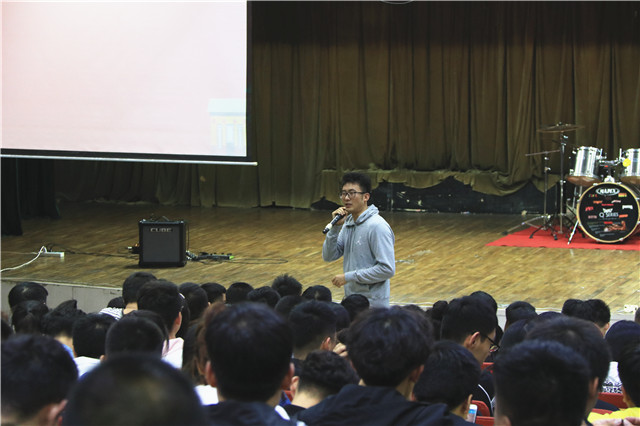 【辅导员说完满】音乐畅想青春 摇滚魅力无限——大数据学院、信息工程学院2017级举办辅导员说完满