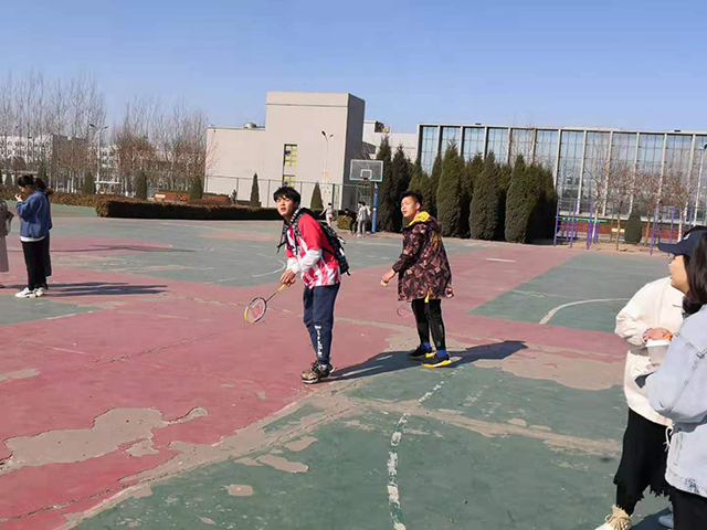 【完满班级】凌空飞跃 行云流水——艺术传媒学院动画1801班举办竞技体育活动