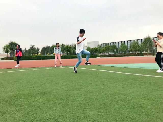 【完满班级】活力青春 激情十月——淬炼商学院十月完满班级主题活动（七十九）