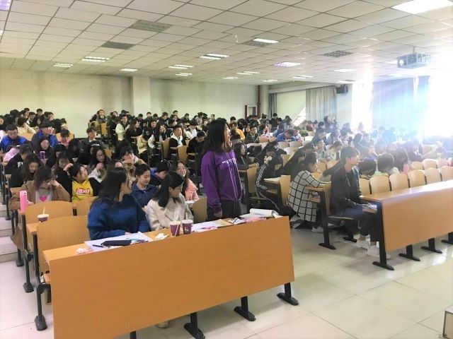 【辅导员说完满】兴趣加温热情 青春激发活力——食品与环境学院2016级辅导员说完满活动