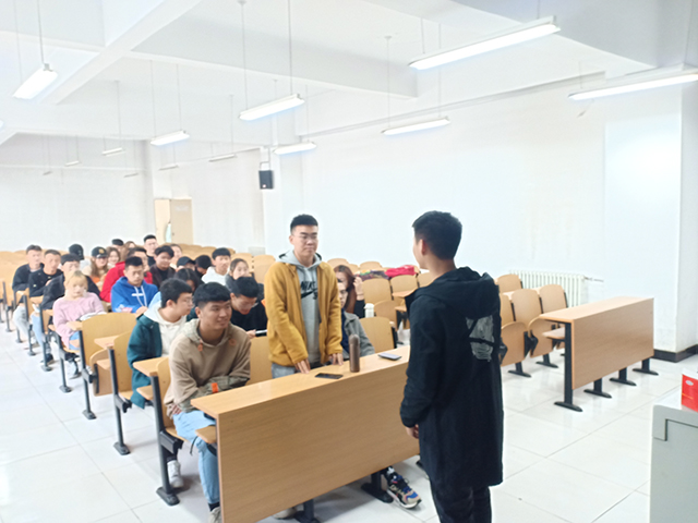 【完满班级】保护母亲河再行动主题宣讲活动——大数据学院、信息工程学院物联网工程1701班公益服务