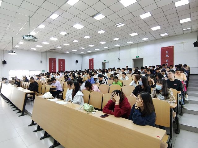 【辅导员说完满】踔厉战考研 筑梦向未来——食品与环境学院2019级主题年级会