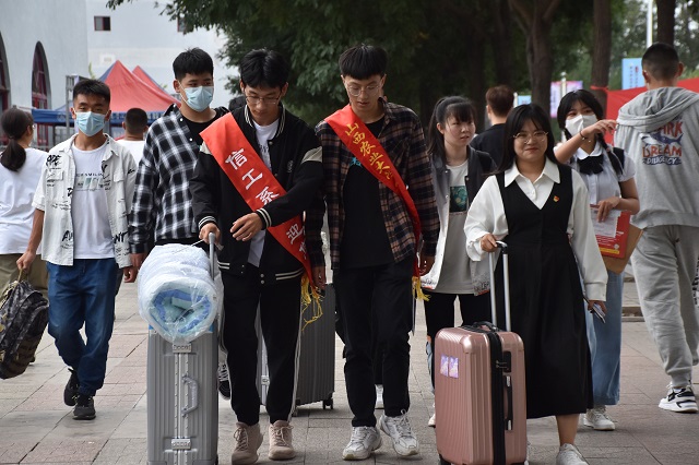 【迎新纪实】开启新地图 踏上新征程——大数据学院、信息工程学院迎新纪实