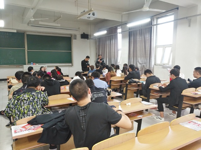 【完满班级】不负韶华不负己——食品与环境学院食安1603班班级座谈会