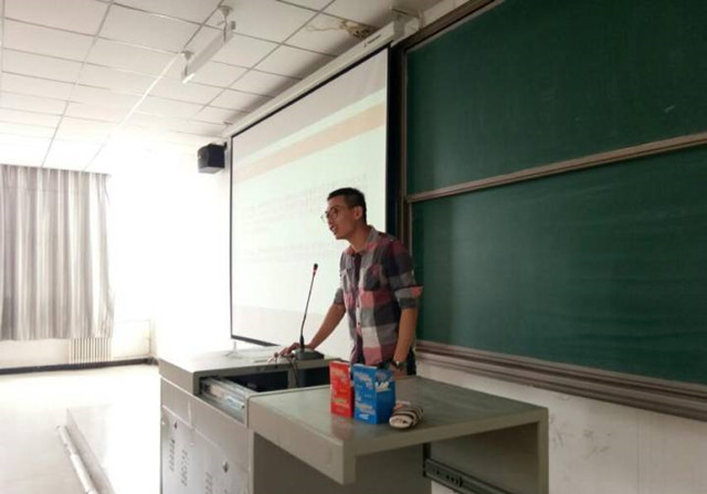 【辅导员说完满】幸得心相连 福如双花开——经管系举办“从收入中位数来探讨如何感知幸福”思考会