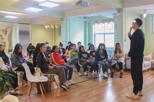 【1+1＞2】互联网大背景下 引领新时代创业模式——青藤书院举办“在校言商”青藤商道论坛第11期