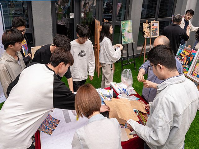 挥展风采 泼墨育英——艺术传媒学院作品展