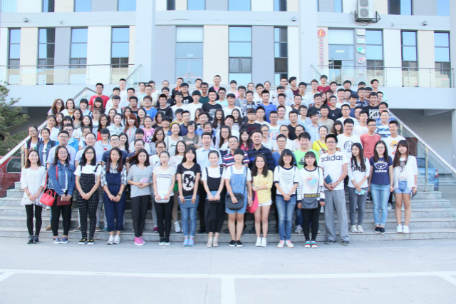 院团委·学生会召开新学期干部大会