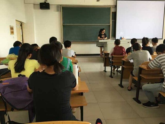 【完满班级】加强心中信念 走上考研之路——食品与环境学院动医1602班完满班级活动