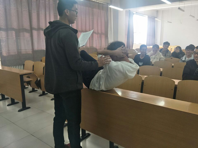 【辅导员说完满】倡导健身新理念 形成健身好风尚——环科系2016级辅导员说完满活动