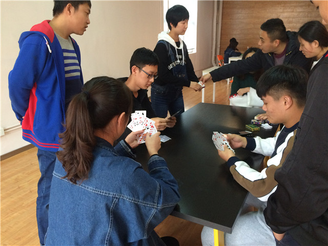 【完满班级】生命的意义在于创造和喜乐——淬炼商学院“体”味青春主题活动（十七）