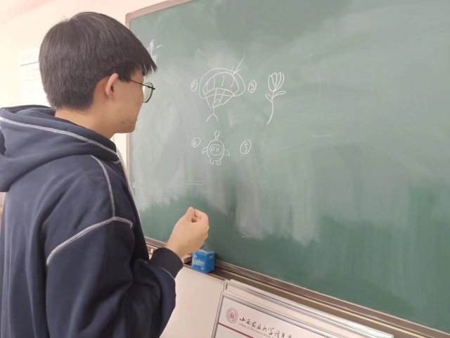 【完满团支部】展示创新 你画我猜——大数据学院、信息工程学院物联2202班完满团支部活动
