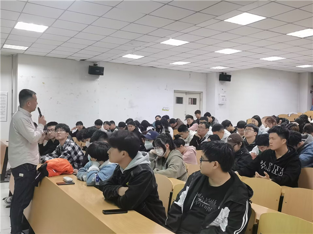 大数据学院、信息工程学院四月活动集锦