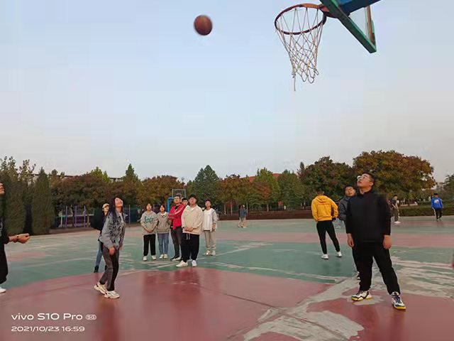 【完满班级】体育健康伴我行 热血青年——大数据学院、信息工程学院数据2102班完满班级活动