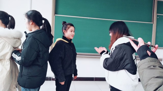 【完满班级】青春有你  共勉未来——外国语言文学系12月完满班级活动