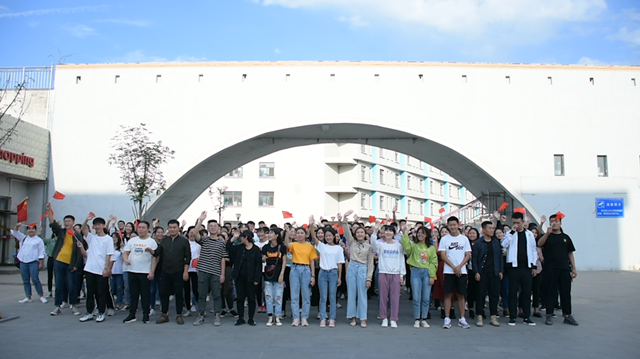 【辅导员说完满】喜迎国庆 献礼祖国——淬炼商学院“辅导员说完满”专题活动(九)