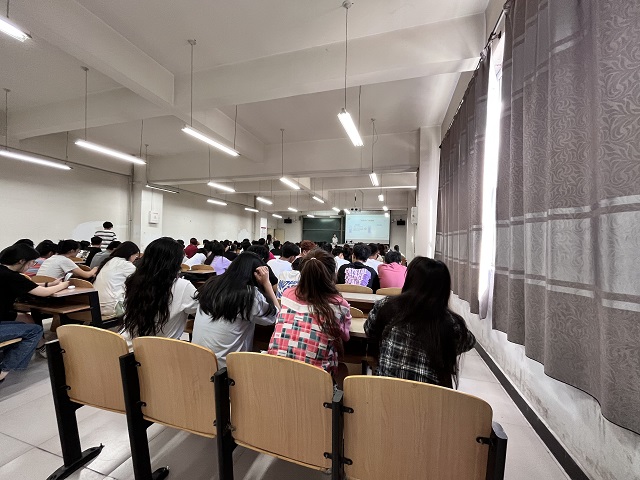 【辅导员说完满】拒绝“假努力” 学会真学习——远景学院2022级辅导员说完满活动