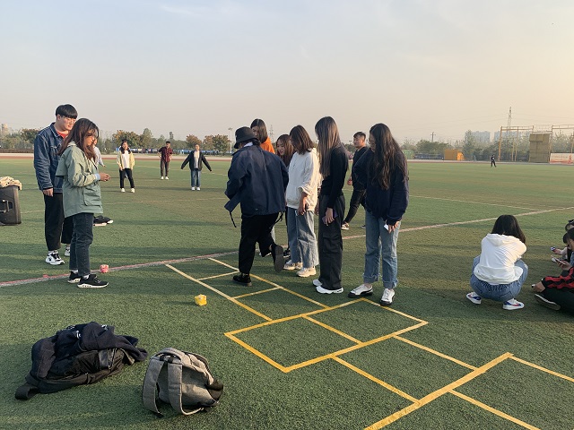 【完满班级】书写无悔青春 共筑经管情怀——经济与管理学院十月完满班级活动纪实(十三)